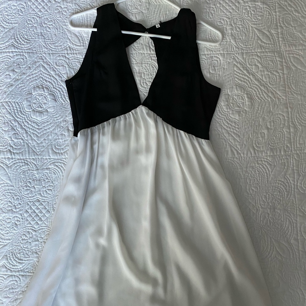 Deep V mini dress